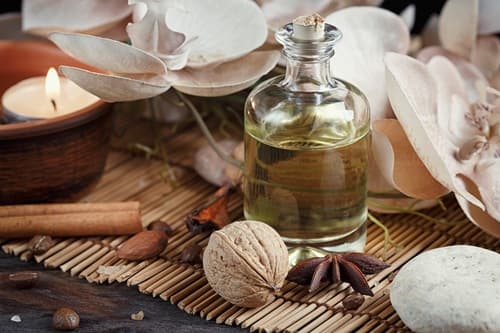 body-massage-oil-for-couples