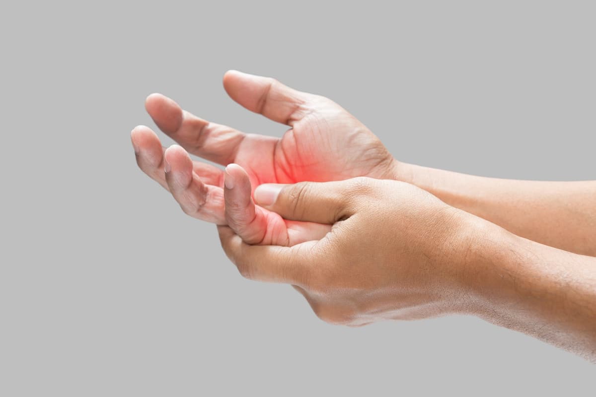 Causes of Pain in Finger Joints & Knuckle Joint Relief