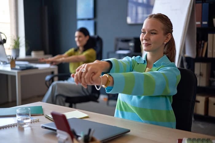 best-office-exercises-at-desk